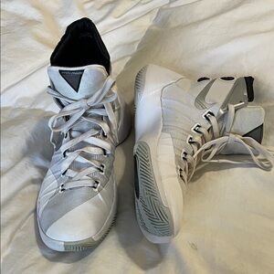 Nike | Hyperdunk | 2015 | High Top | Basketball | Shoes | White/Gray | Size 8